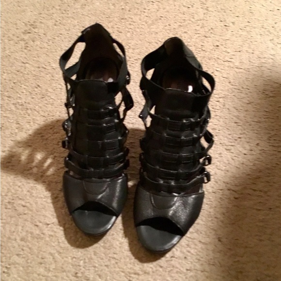 Nine West Shoes - Women’s black open toe heels